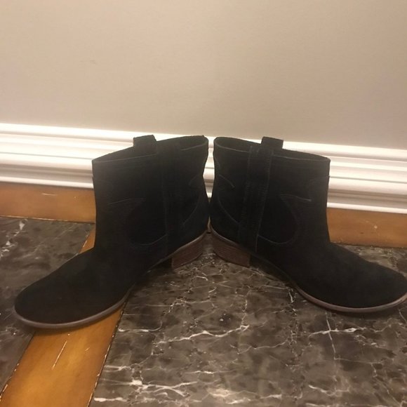 Lucky Brand suede western style ankle boot size 38 (7.5) - Picture 1 of 9